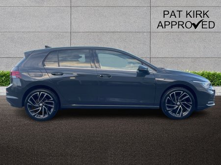 2022 Volkswagen Golf - photo 3