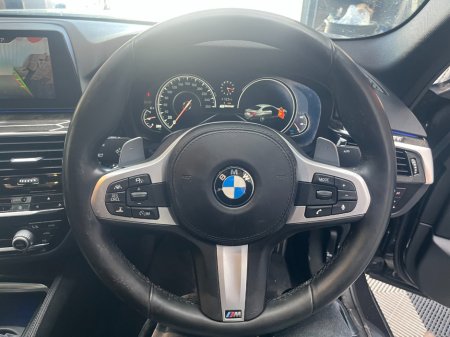 2019 BMW 5-Series - photo 10