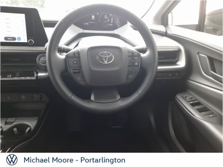 2025 Toyota Prius - photo 16