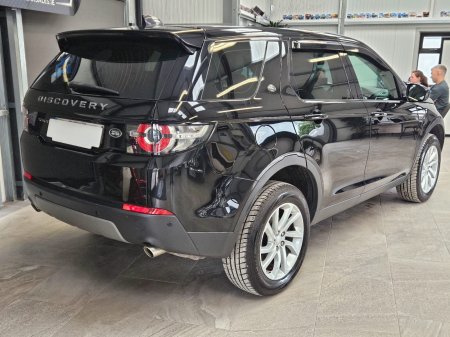 2019 Land Rover Discovery Sport - photo 2