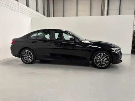 2021 BMW 3-Series - photo 4