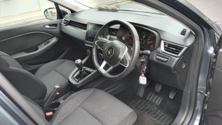 2022 Renault Clio - photo 9