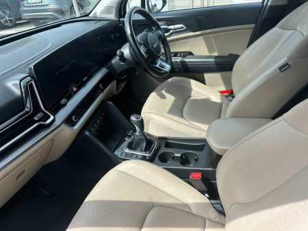 2022 Kia Sportage - photo 2