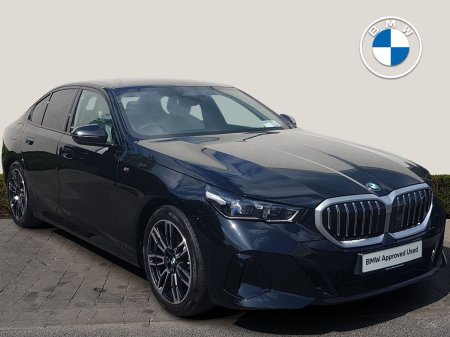 2025 BMW 5-Series 520i M Sport