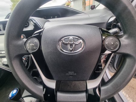 2021 Toyota Aqua - photo 23