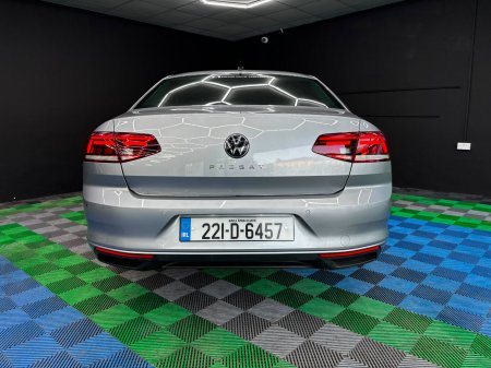 2022 Volkswagen Passat - photo 10