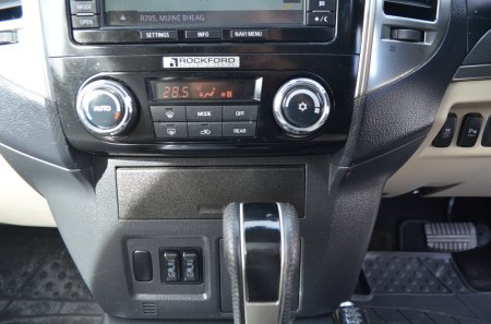 2016 Mitsubishi Pajero - photo 21
