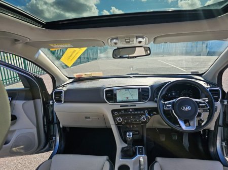 2021 Kia Sportage - photo 13