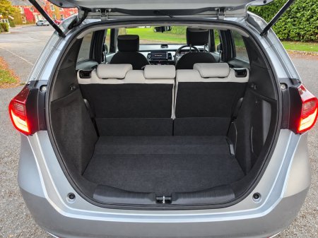 2021 Honda Fit - photo 21