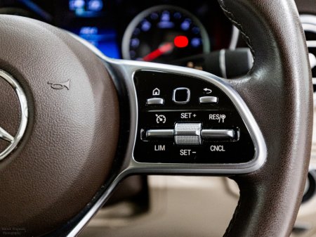 2021 Mercedes-Benz GLC - photo 9
