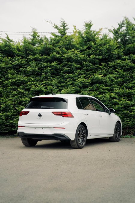 2023 Volkswagen Golf - photo 3