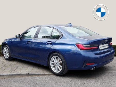 2022 BMW 3-Series - photo 2