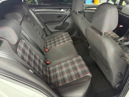 2014 Volkswagen Golf - photo 20