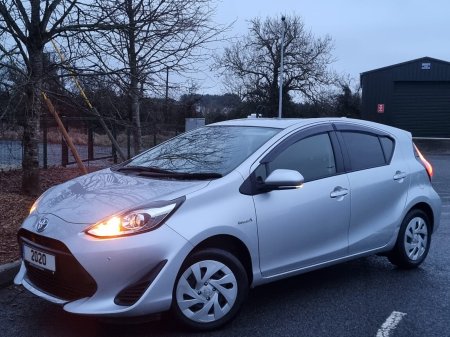 2020 Toyota Aqua - photo 8