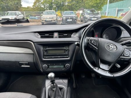 2015 Toyota Avensis - photo 9