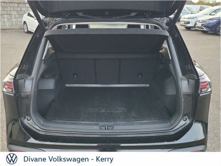 2025 Volkswagen Tiguan - photo 9