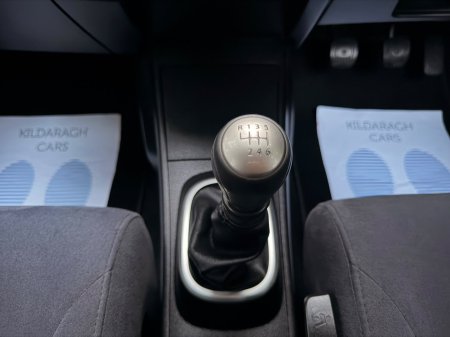 2008 Nissan Tiida - photo 12