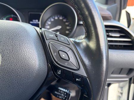 2018 Toyota C-HR - photo 25