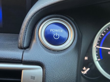 2015 Lexus IS - photo 17