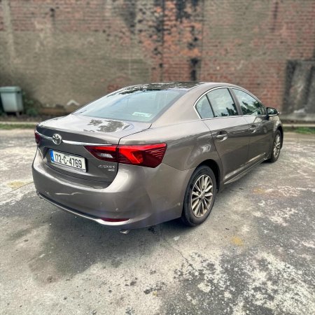 2017 Toyota Avensis - photo 23