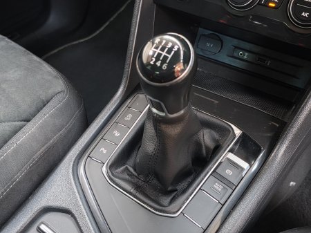 2017 Volkswagen Tiguan - photo 16