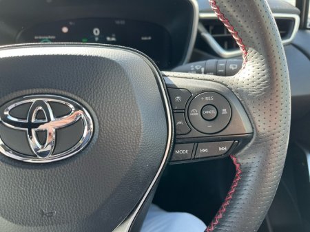 2025 Toyota Corolla - photo 14