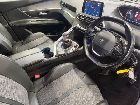 2019 Peugeot 5008 - photo 18