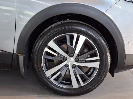 2024 Peugeot 5008 - photo 23