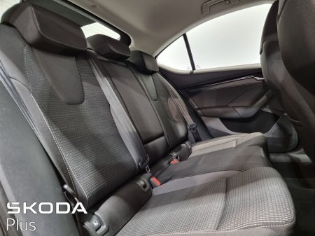 2022 Skoda Octavia - photo 28