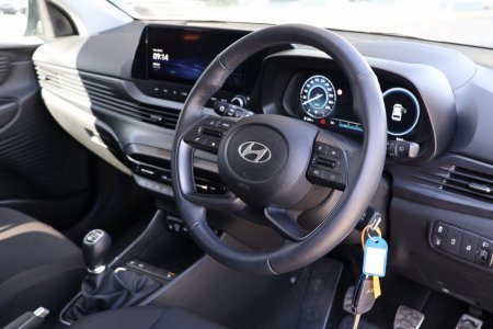 2025 Hyundai Bayon - photo 11