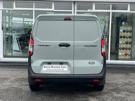 2024 Ford Transit Courier - photo 8