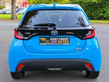 2023 Toyota Yaris - photo 12