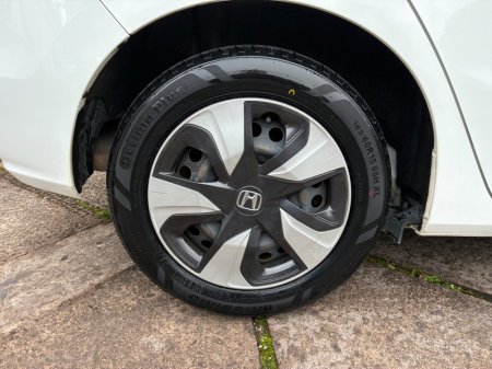 2019 Honda Fit - photo 3