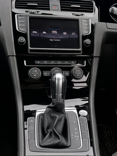 2017 Volkswagen Golf - photo 12