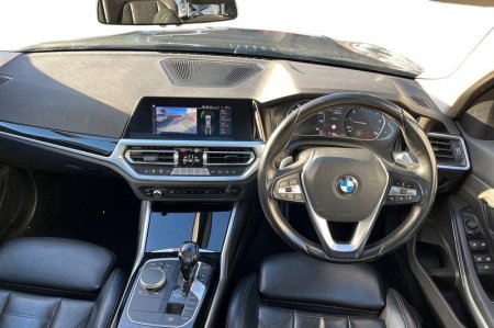 2021 BMW 3-Series - photo 11