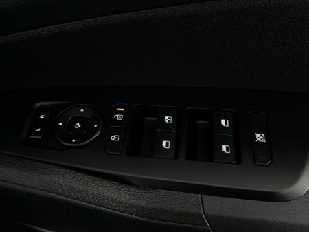 2025 Kia Sportage - photo 35