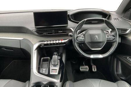 2023 Peugeot 5008 - photo 11