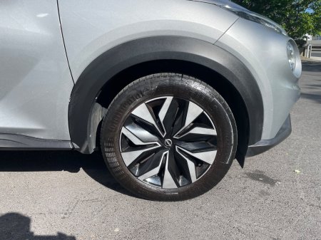 2023 Nissan Juke - photo 2