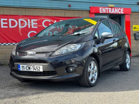 2011 Ford Fiesta - photo 2