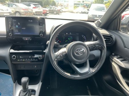 2024 Toyota Yaris Cross - photo 8