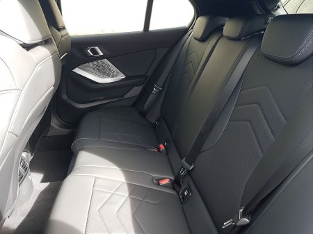 2026 BMW 1-Series - photo 20