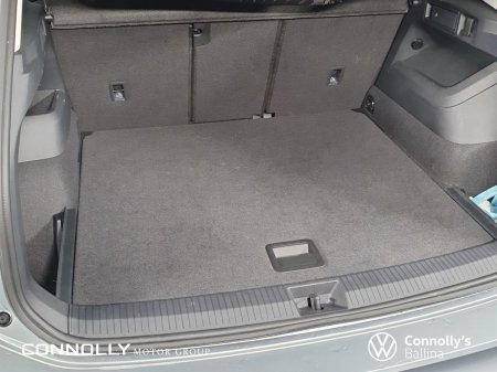 2026 Volkswagen Tiguan - photo 8