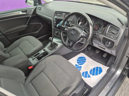 2020 Volkswagen Golf - photo 10
