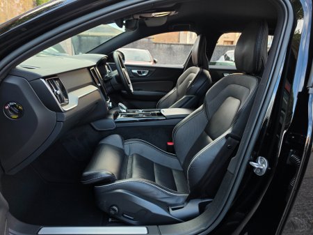 2022 Volvo V60 - photo 12