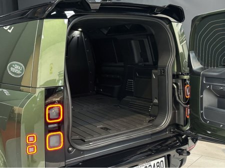 2026 Land Rover Defender - photo 9