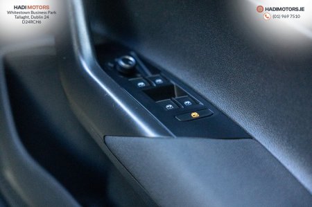 2014 Volkswagen Beetle - photo 24