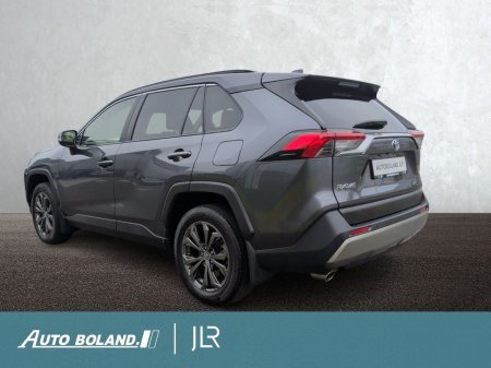2024 Toyota RAV4 - photo 2