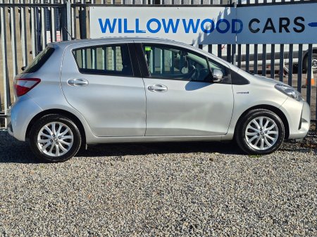2017 Toyota Yaris - photo 6