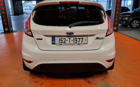 2015 Ford Fiesta - photo 4