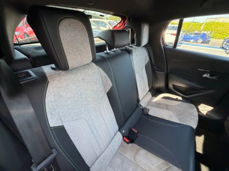 2021 Peugeot 208 - photo 31